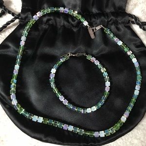 Crystal necklace and bracelet set